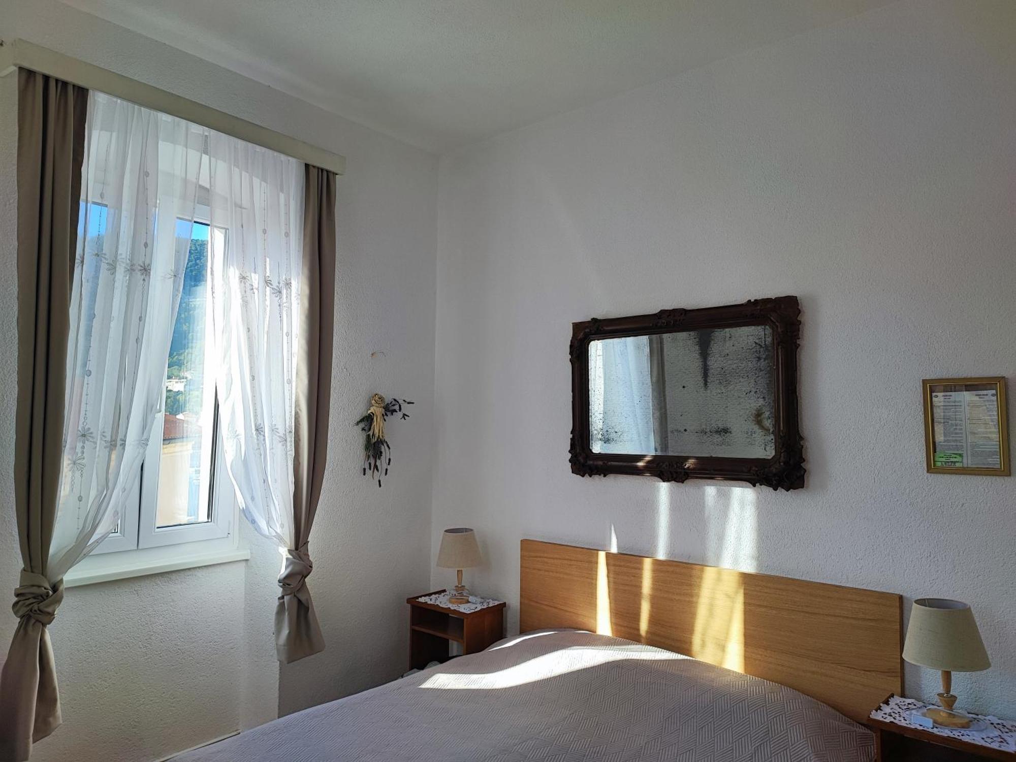 Apartman Riva 2 คอมีชา ภายนอก รูปภาพ